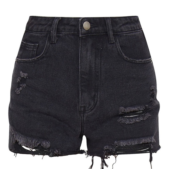 BNWT Pretty Little Thing Black Distressed Shorts - Picture 1 of 5